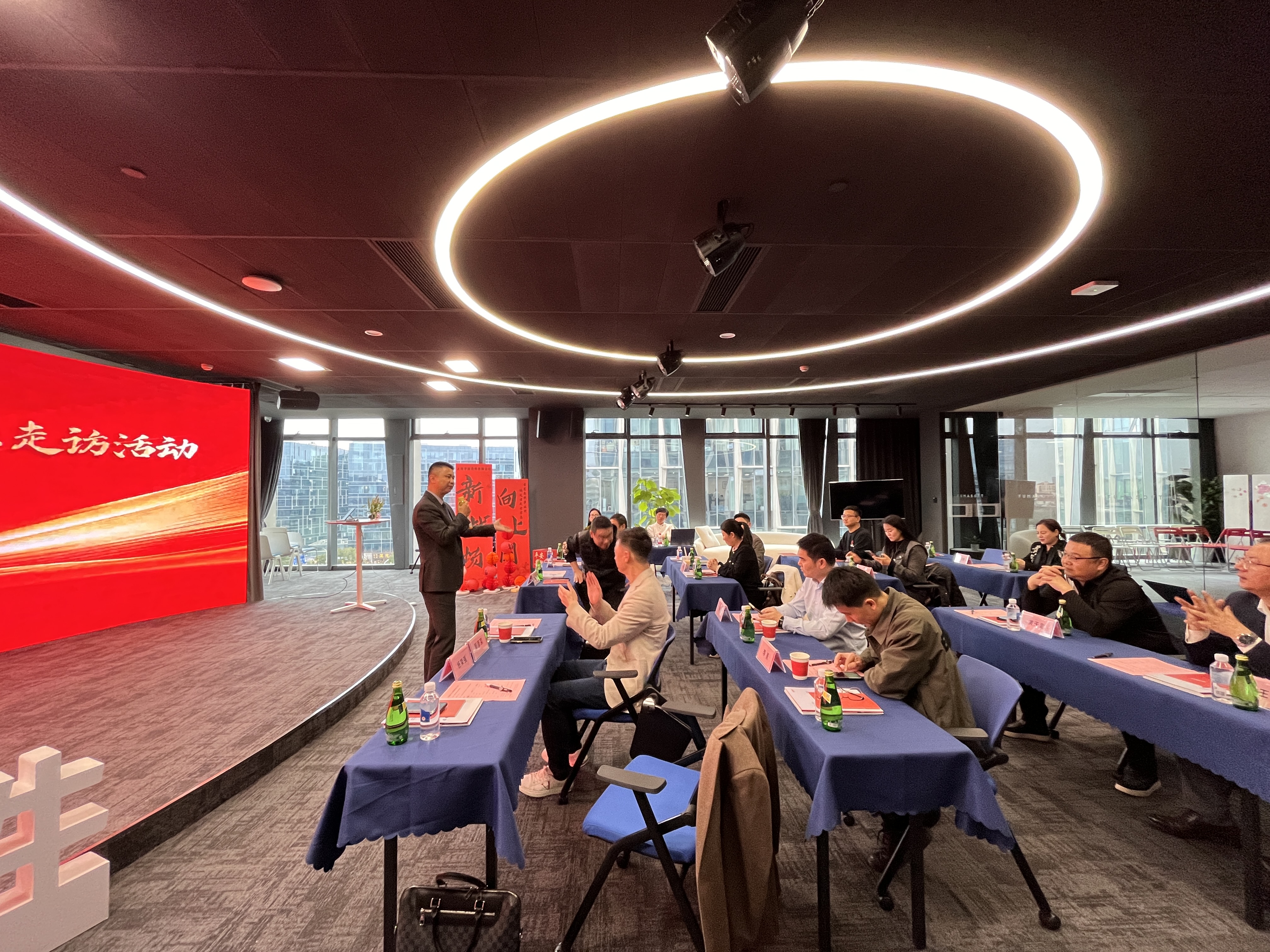 盈科法商生态链企业莅临孚盟软件参观交流，赋能企业持续增长！(图4)